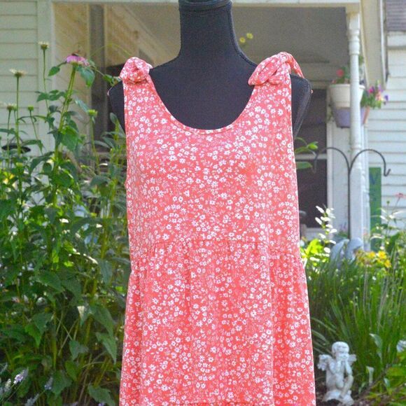 Haptics by Holly Harper Floral Shoulder Tie Tiered Dress New - Picture 2 of 6